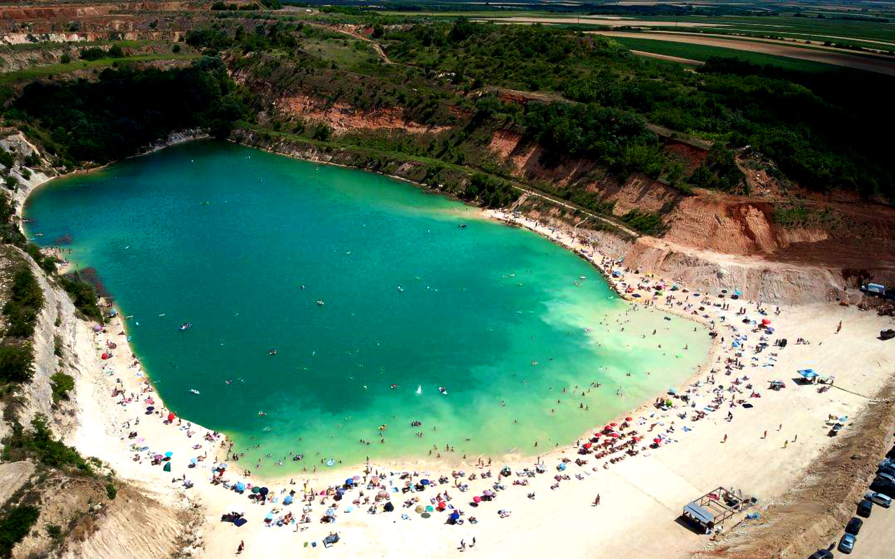 HARMONIJA APARTMAN :: JEZERO BELI KAMEN
