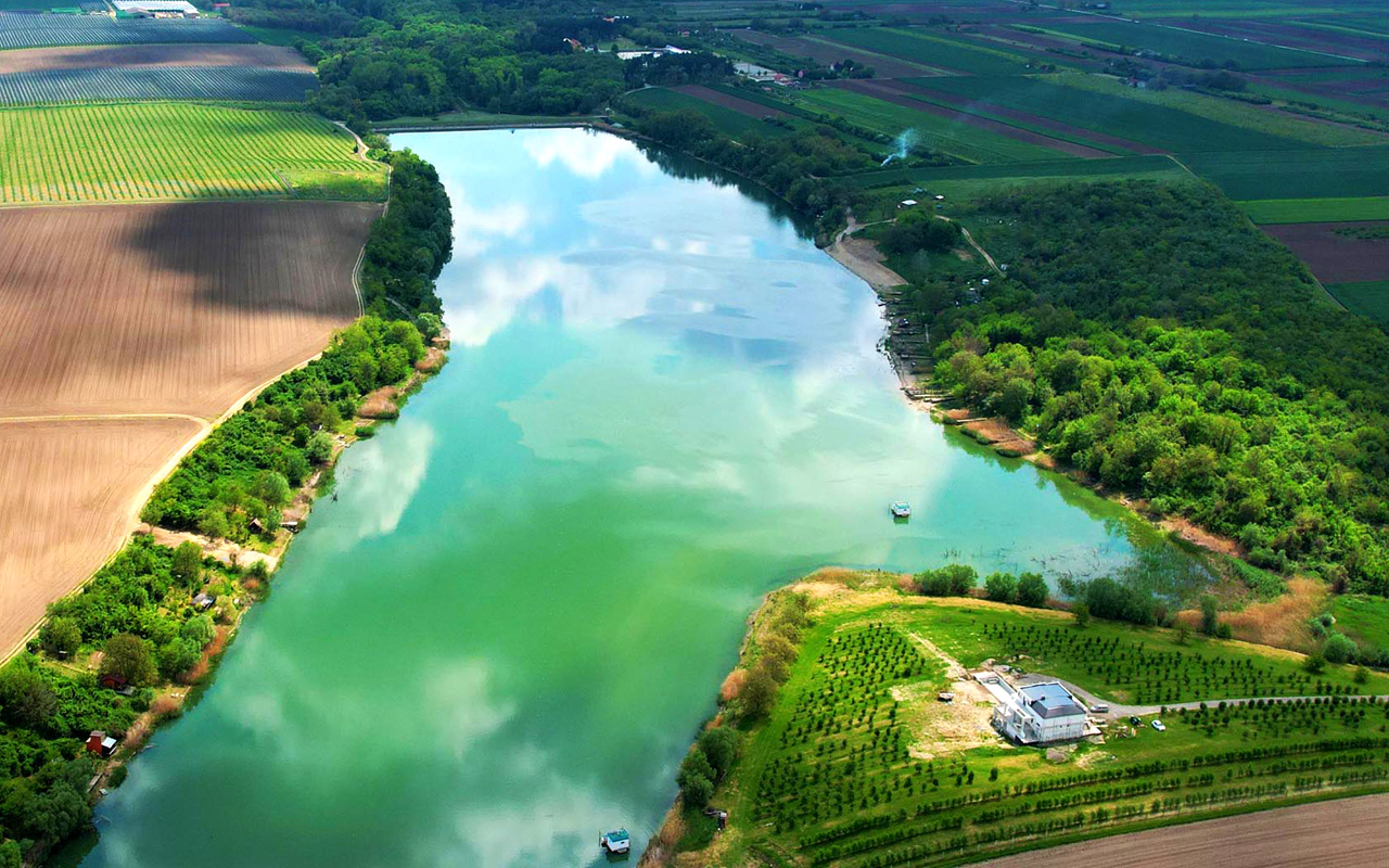 HARMONIJA APARTMAN :: JEZERO BORKOVAC