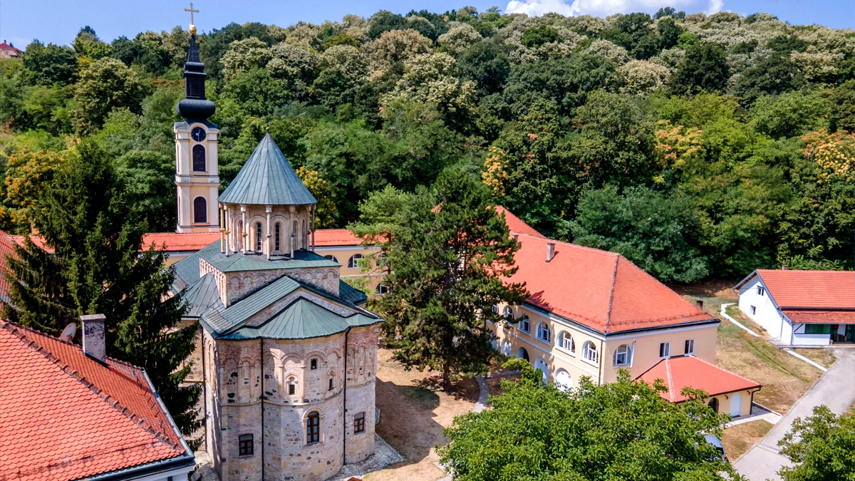 APARTMANI HARMONIJA :: MANASTIR Novo Hopovo