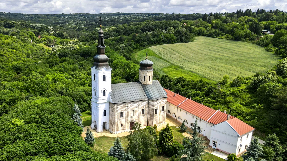 APARTMANI HARMONIJA :: MANASTIR Šišatovac